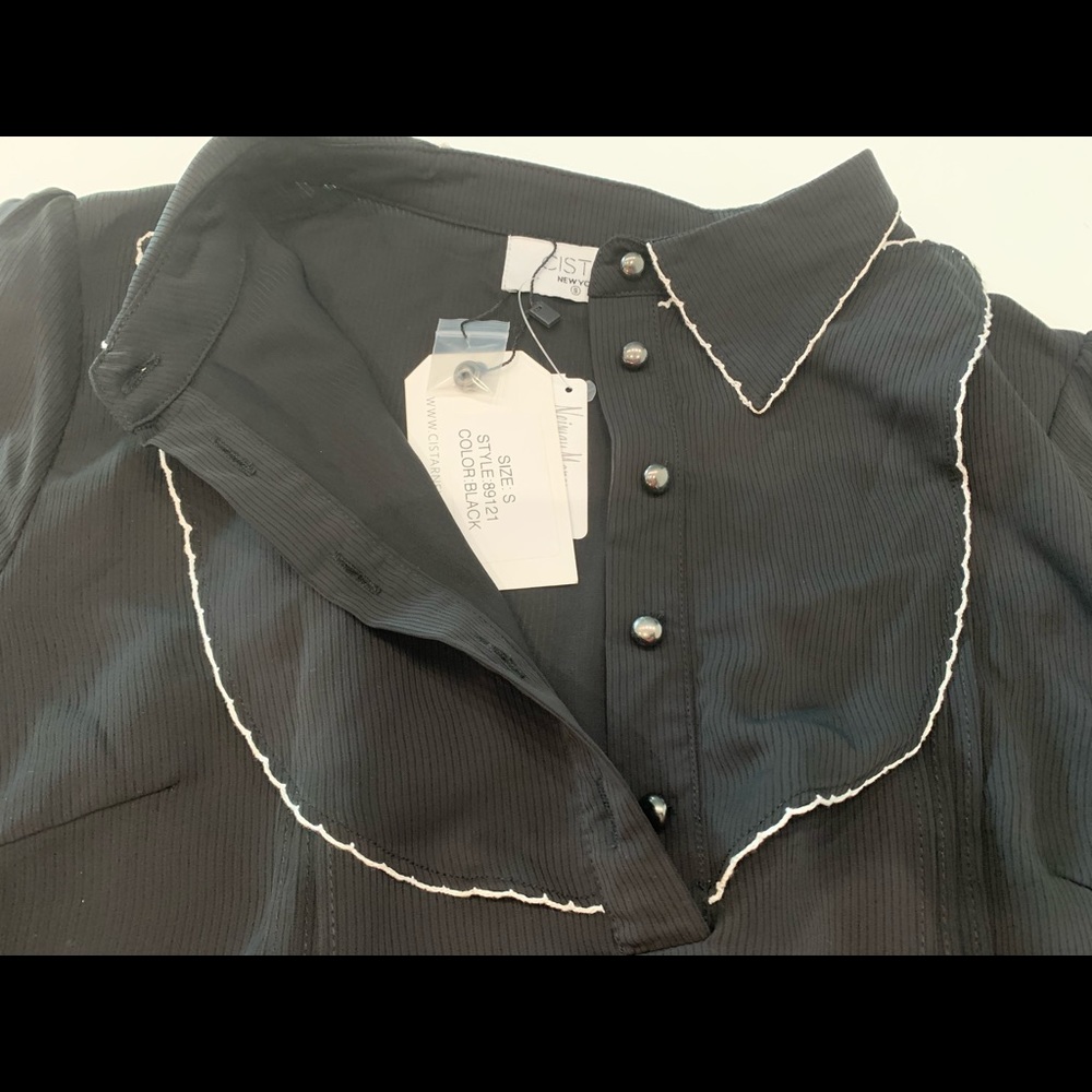 Blouse - Picture 2 of 6